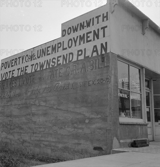 'Panaceas for poor people', Salem, Oregon, 1939. Creator: Dorothea Lange.