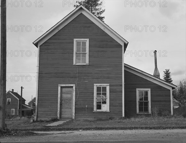 Many of those dependent on the mill have turned back to..., Sandpoint, Bonner County, Idaho, 1939. Creator: Dorothea Lange.