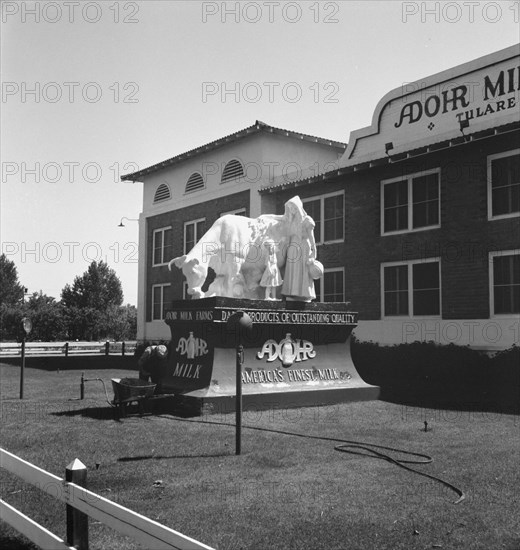 Highway sculpture, on U.S. 99, outskirts of Tulare, California, 1939. Creator: Dorothea Lange.