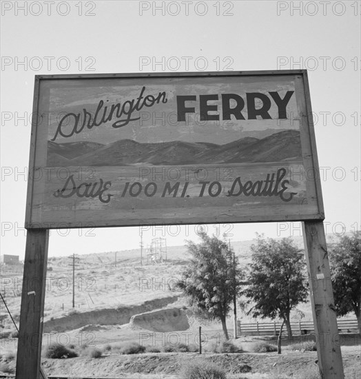 On transportation outskirts of small Oregon town on the Columbia River, Arlington, Oregon, 1939. Creator: Dorothea Lange.