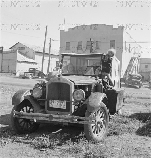 Family, one month from South Dakota, now..., Tulelake, Siskiyou County, California, 1939. Creator: Dorothea Lange.