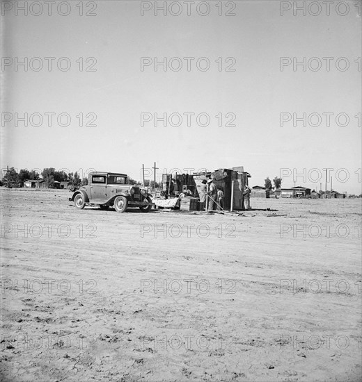 Housing of migratory field workers (Mexican)..., near Calipatria, Imperial Valley, California, 1939. Creator: Dorothea Lange.