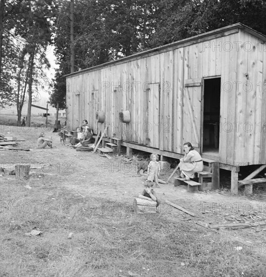 One room per family in rough wooden barracks..., near Grants pass, Josephine County, Oregon, 1939. Creator: Dorothea Lange.