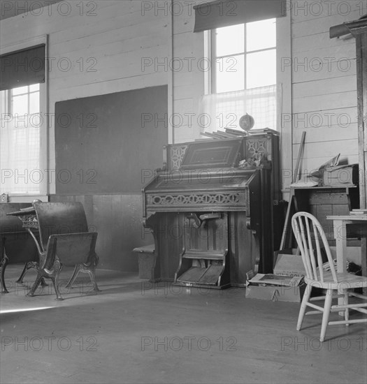 8:45 a.m., interior of the eastern Oregon one-room county school, Baker County, Oregon, 1939. Creator: Dorothea Lange.