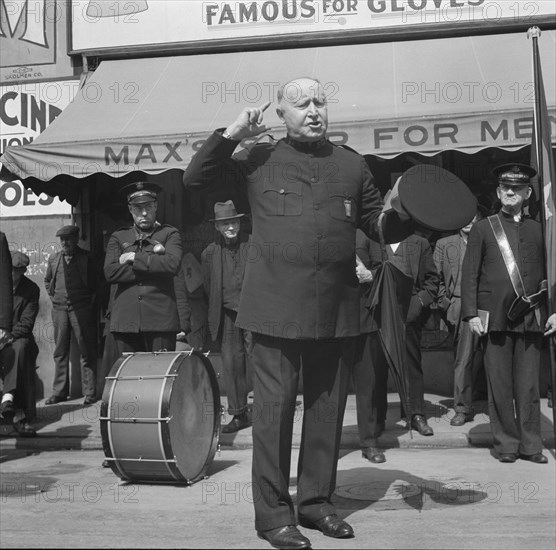 Power of the lord preaching by a "soldier"..., Salvation Army, San Francisco, California, 1939. Creator: Dorothea Lange.