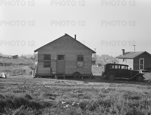 Rural shack community on outskirts of town..., near Klamath Falls, Oregon, 1939. Creator: Dorothea Lange.