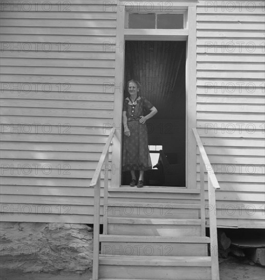 Possibly: Conversation among members of congregation, Wheeley's Church, Gordonton, N Carolina, 1939. Creator: Dorothea Lange.