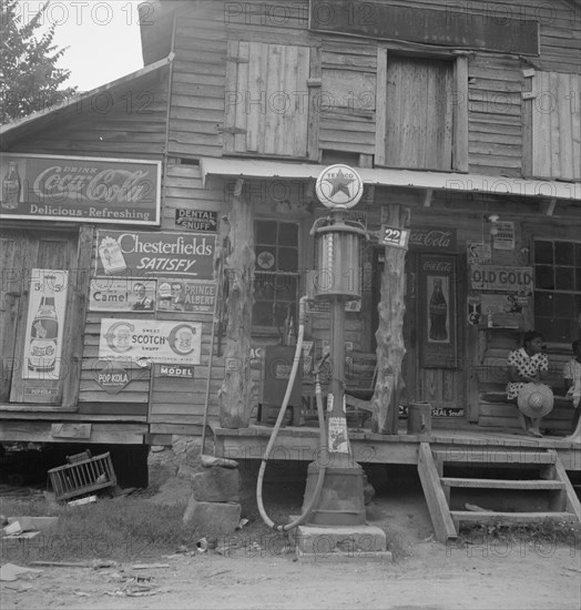 Country store, Person County, North Carolina, 1939. Creator: Dorothea ...