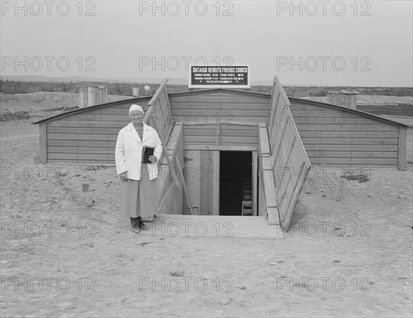 Mrs. Wardlow, Friends church (Quaker), Dead Ox Flat, Oregon, 1939. Creator: Dorothea Lange.