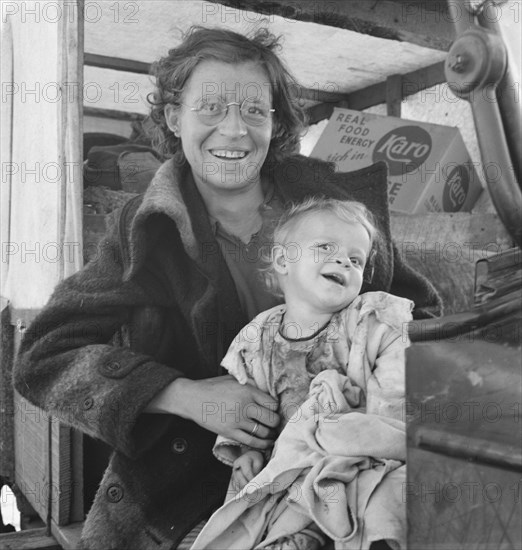 Mother and baby of family on the road. Tulelake, Siskiyou County, California.