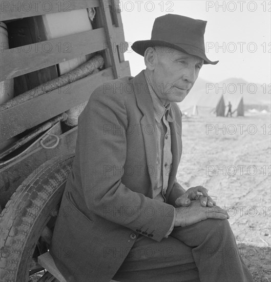 Former Nebraska farmer, now a migrant farm worker. Klamath County, Oregon.