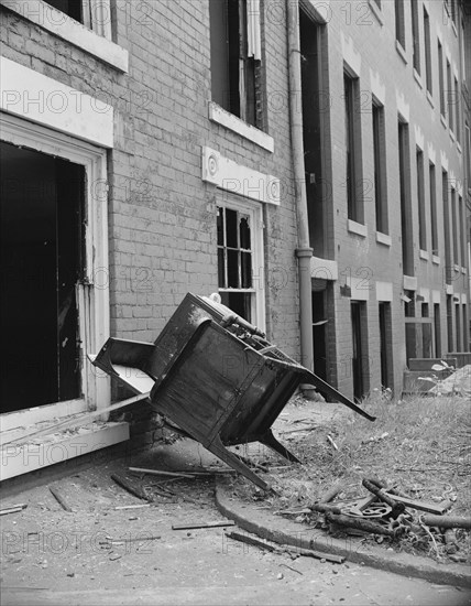 Washington, D.C. Exteriors of houses being wrecked on Independence Avenue.