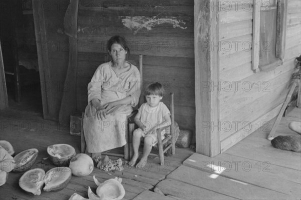 Mrs. Frank Tengle and Laura Minnie Lee Tengle, Hale County, Alabama.