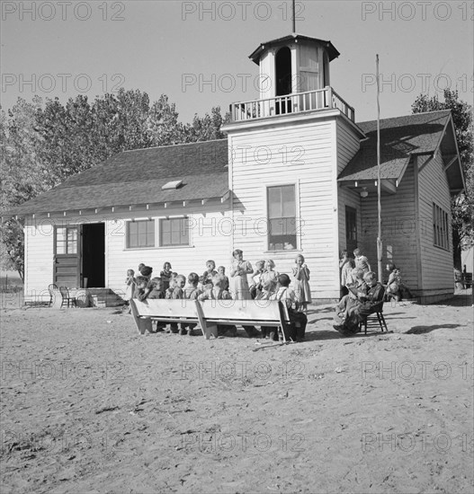 Lincoln Bench School and yard. Near Ontario, Malheur County, Oregon.