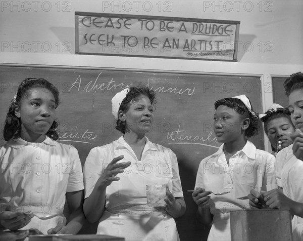 Daytona Beach, Florida. Students in the home economics class.