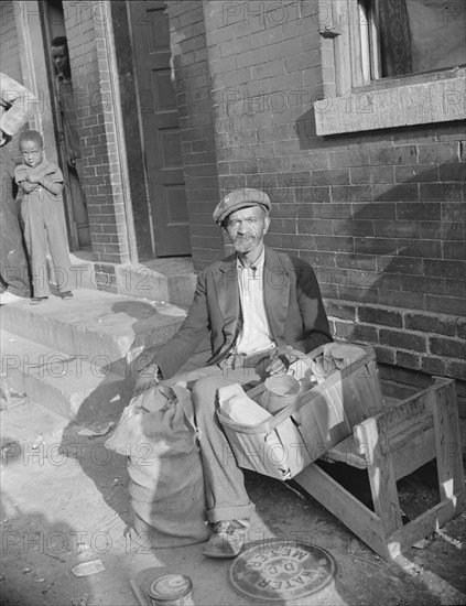 Washington, D.C. An old peanut vendor on Seaton Road.