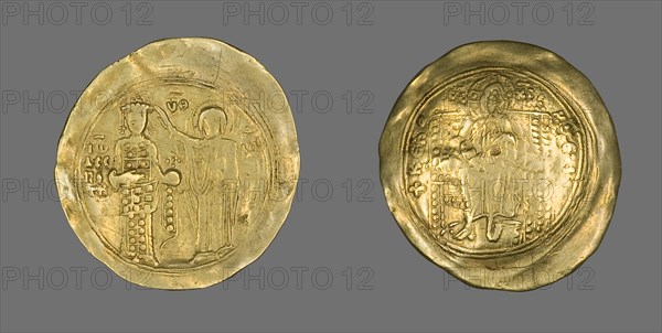 Hyperpyron (Coin) of John II Comnenus, 1118-1143.