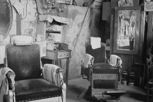 Negro barber shop. Atlanta, Georgia.