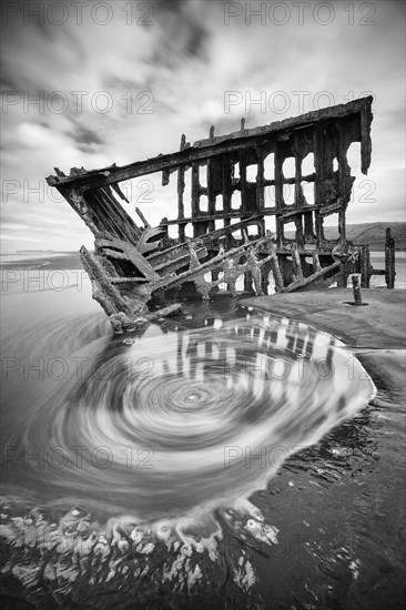 The Vortex of Peter Iredale.