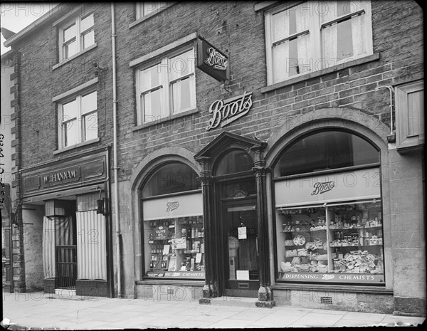 Sheep Street, Skipton, Craven, North Yorkshire, 1957. Creator: George Bernard Mason.