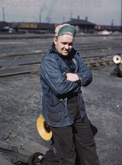 A.S. Gerdee, of 3251 Maypole(?) Street, working as a switchman..., Chicago, Ill., 1943. Creator: Jack Delano.