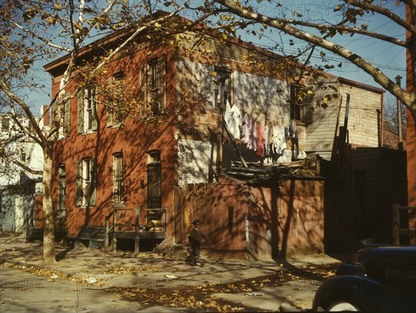 House in Washington, D.C.?, between 1941 and 1942. Creator: Louise Rosskam.