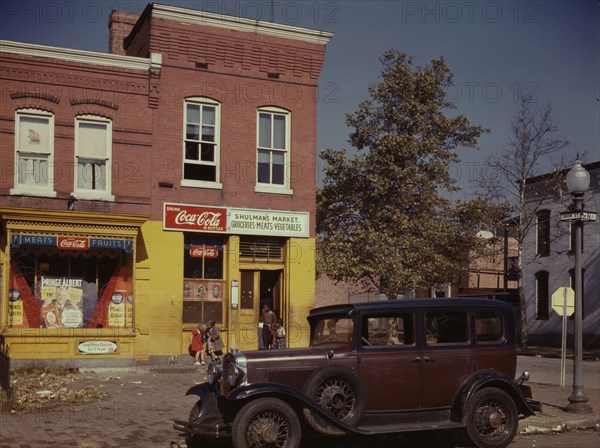 Shulman's Market at the southeast corner of N Street..., Washington, D.C., 1941-1942. Creator: Louise Rosskam.