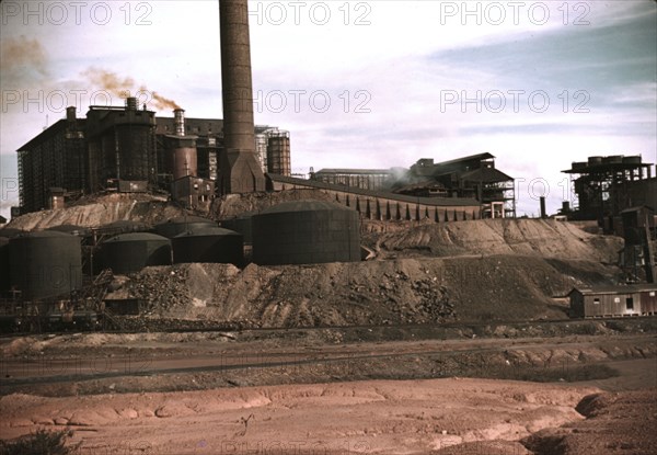 Copper mining and sulfuric acid plant, Copperhill, Tenn., 1940. Creator: Marion Post Wolcott.