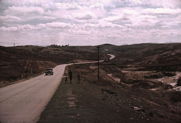 Copper mining section between Ducktown and Copperhill, Tennessee, 1940. Creator: Marion Post Wolcott.