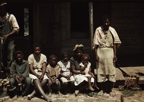 Bayou Bourbeau plantation, a FSA cooperative, Natchitoches, La. , 1940. Creator: Marion Post Wolcott.