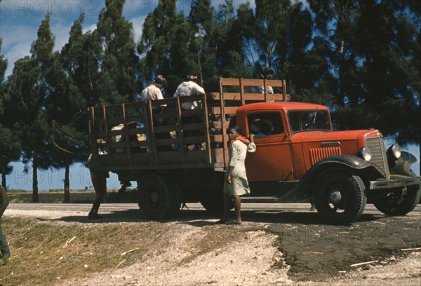 Southern U.S., Mississippi?, ca. 1940. Creator: Marion Post Wolcott.