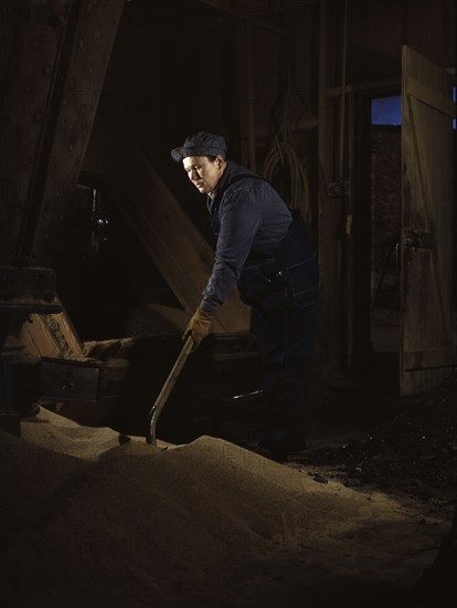 Chicago and North Western R.R., Mrs. Thelma Cuvage, working in the sand house...Clinton, Iowa, 1943. Creator: Jack Delano.