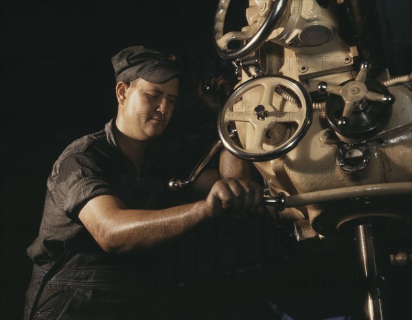 Mechanical operator on boiler parts, Combustion Engineering Co., Chattanooga, Tenn., 1942. Creator: Alfred T Palmer.