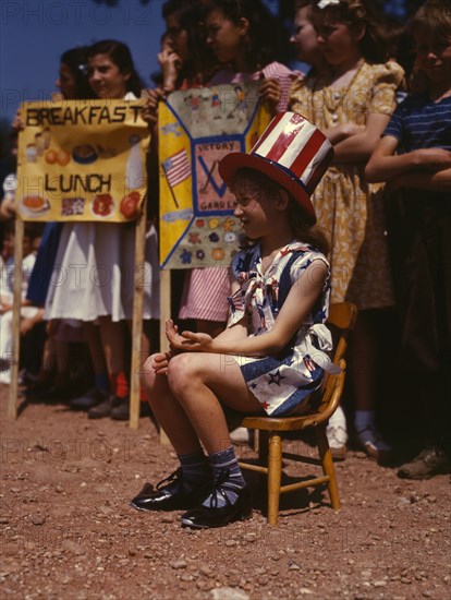 At Beecher Street School, whose student body consists of half Americans..., Southington, Conn., 1942 Creator: Charles Fenno Jacobs.