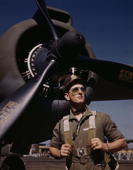 Lieutenant "Mike" Hunter, Army pilot assigned to Douglas Aircraft Company, Long Beach, Calif., 1942. Creator: Alfred T Palmer.