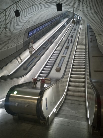 Elizabeth Line, Liverpool St, London, UK, May 2022. Creator: Ethel Davies.