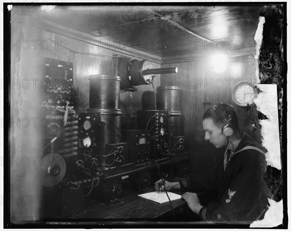 Radio, between 1910 and 1920. Creator: Harris & Ewing.