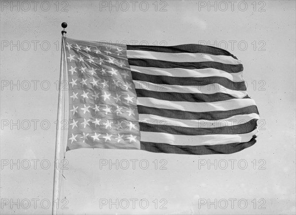 Flags. Battle Fleet Flag, 1911. [US battle ensign].