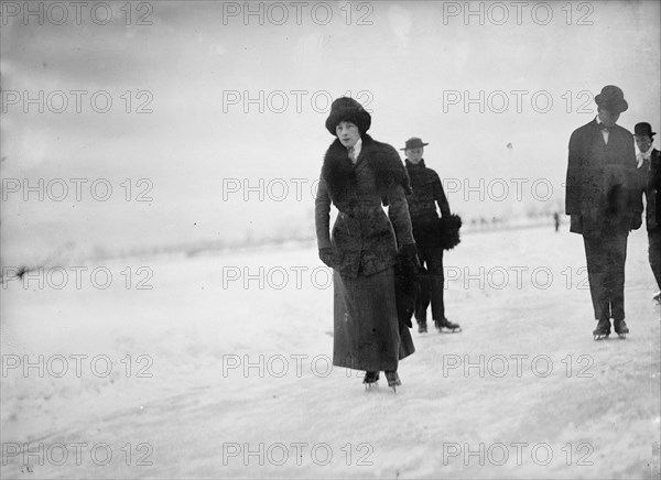 Miss Edith Howard Skating, 1912.