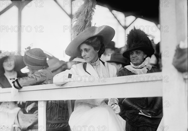 Horse Shows. Mrs. Ridgely, 1912.