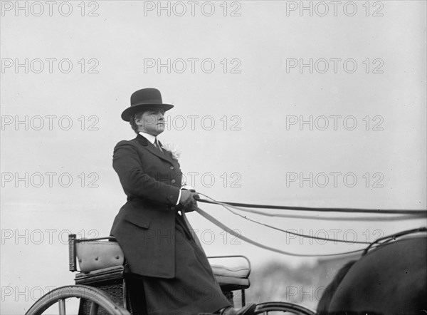 Potts, Mrs. Alan. Horse Show, 1910.