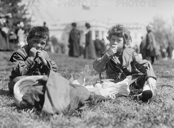 Easter Egg Rolling, White House, 1911.