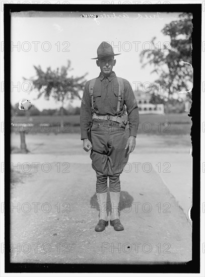 Field Artillery, between 1910 and 1917. US army personnel.