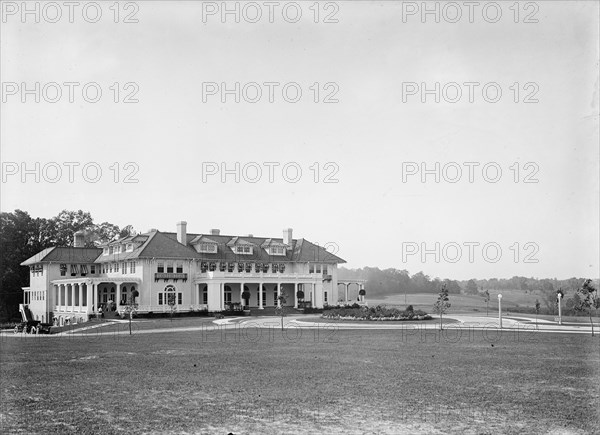 Columbia Country Club - Building, 1912. Creator: Harris & Ewing.