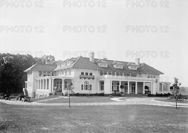 Columbia Country Club - Buildings, 1912. Creator: Harris & Ewing.