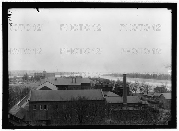 Washington Barracks, between 1913 and 1918.