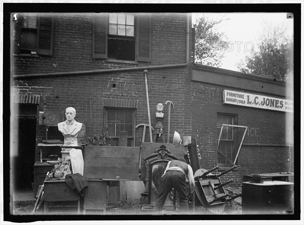 L.C. Jones Furniture, between 1911 and 1920. Creator: Harris & Ewing.