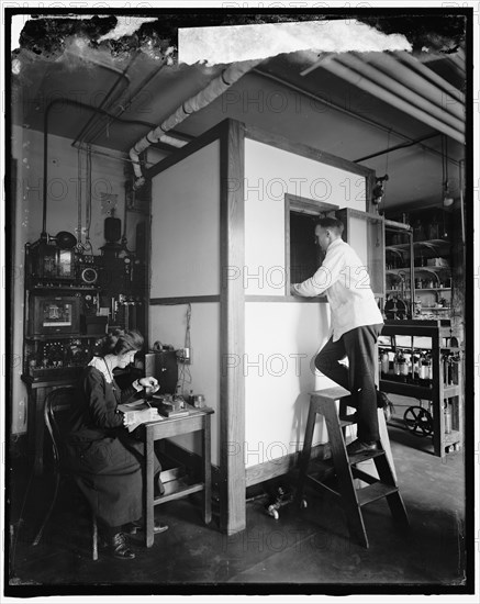 Home Economics Section, between 1910 and 1920. Creator: Harris & Ewing.