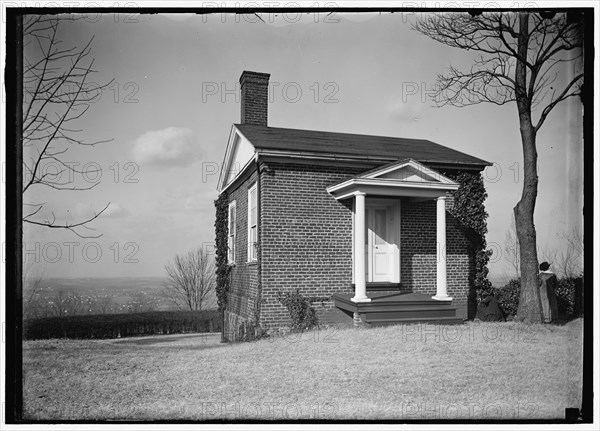 Monticello - outbuilding, between 1914 and 1918.