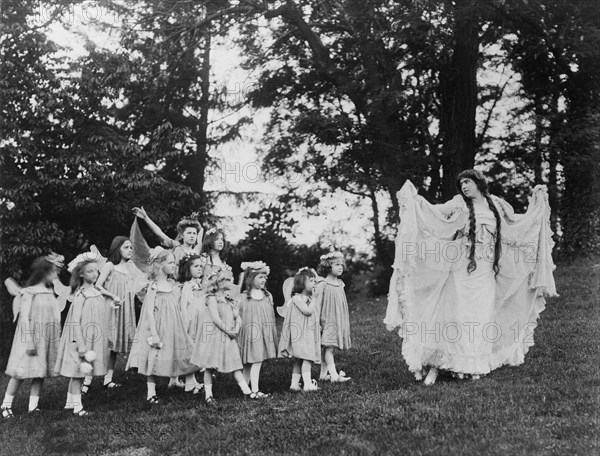 Pastoral play, the Oaks, Spring, 1906. Creator: Frances Benjamin Johnston.